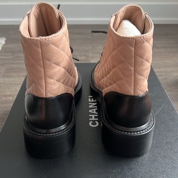 Chanel combat boots - Picture 5 of 8